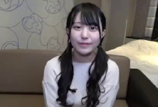 《两个人的BD韩国》免费完整版在线观看-爱情片